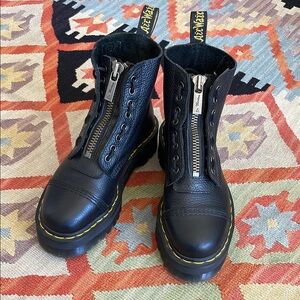 Dr Martens Sinclair Boot